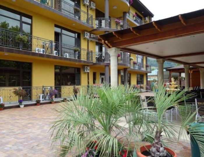 Отель «Коралл» Цандрипш